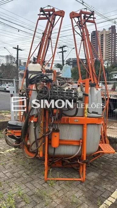 Pulverizador agrícola JACTO, Condor AM14, nº de série 21607H11. (Depósito: Com o leiloeiro, sito na